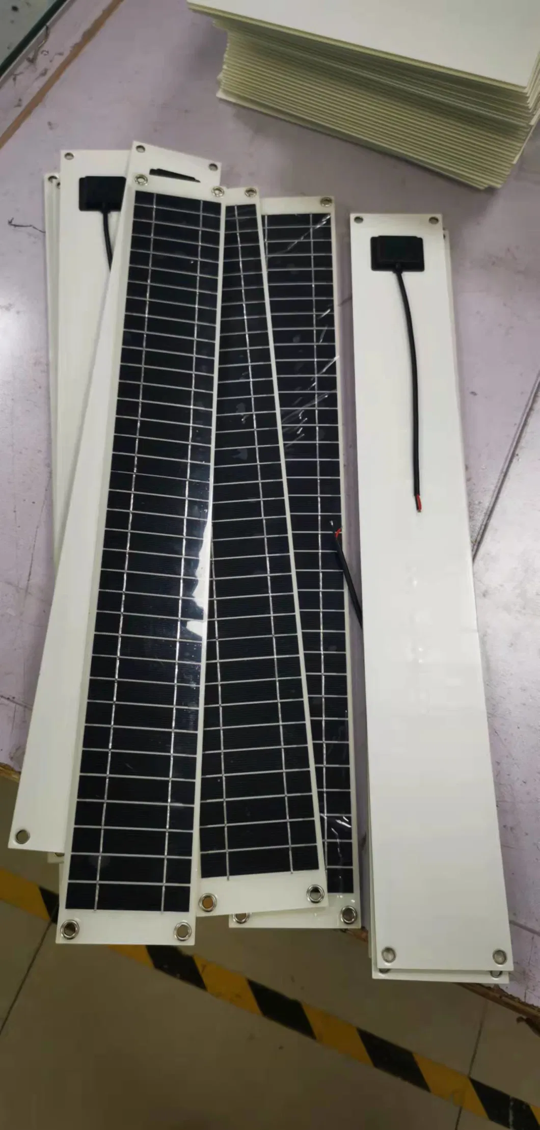 Light Weight Easy Carry 5W 10W 20W 30W 40W 50W 60W 70W 75W Customized Mono Semi Flexible Solar Panels PV Cell for Solar System