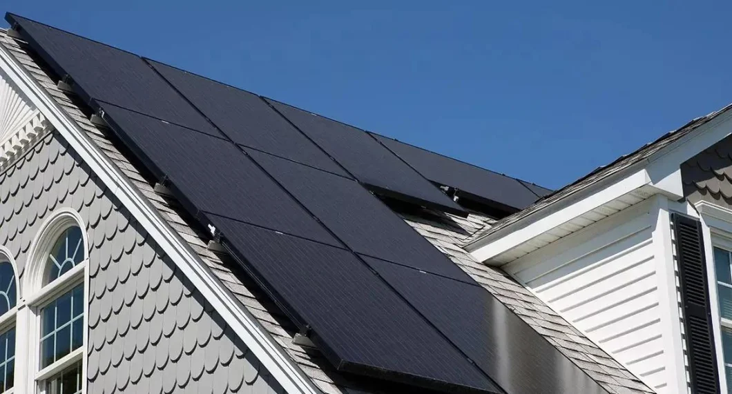 Half Cell Trina Full Black Solar Panel 405W 415W 410W Europe Home Installation 425W 420W PV Panel