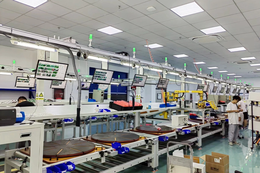 Reliable Three Phase Commercial Industrial 400VAC 40kw Micro Grid Solar Hybrid Inverter