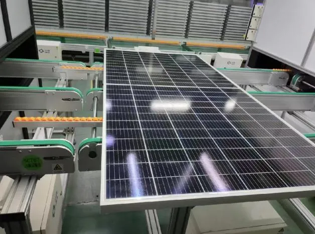 EU Warehouse 580/585/590/595/600W Rooftops PV Systems Trina Tier 1 Mono Module Solar Panel