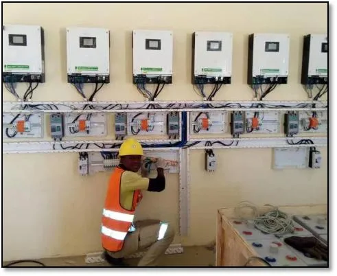 Geya Top 10 Inverters 5kv Inverter 5kVA Solar System Revo Series