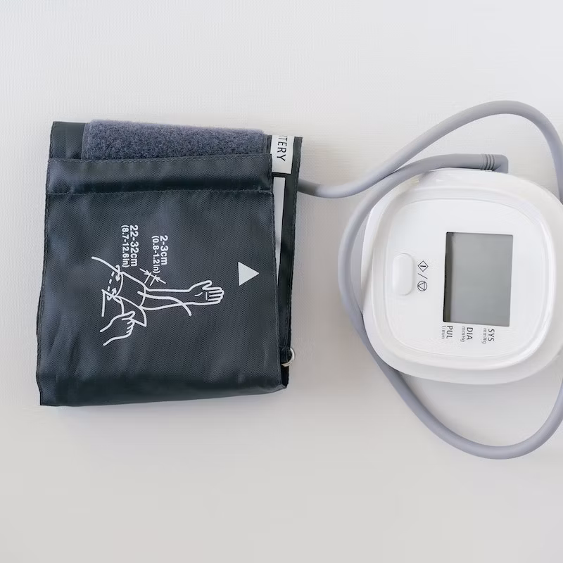 Factory Supply Electron Display Wrist Arm Digital Automatic Blood Pressure Monitor Meter Bp Sphygmomanometer Machine