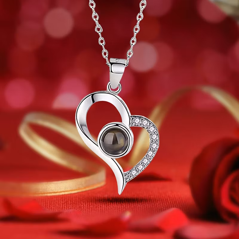 Red Preserved Rose Gifts with I Love You Heart Necklace100 Languages Romantic Box Packaging for Valentine&prime; S Day Eternal Flower