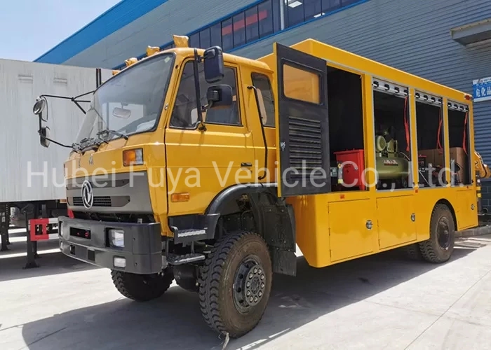 Sinotruk HOWO Ciy Vehicle Car Oil Maintenance Vehicle Truck with Compressor and Dispenser