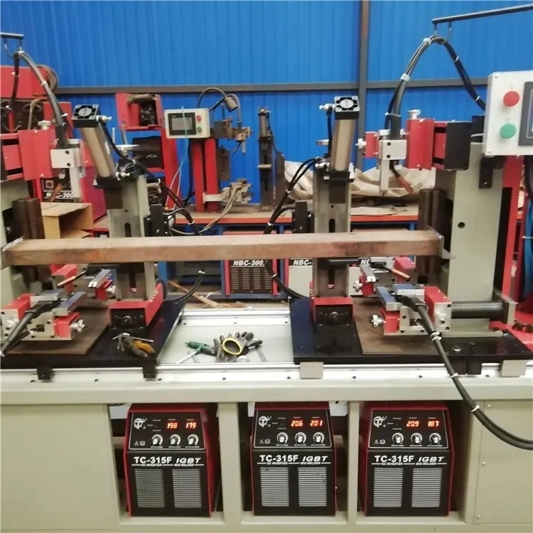 Storage Rack Beam Auto Welding Machine 4 Welding Guns