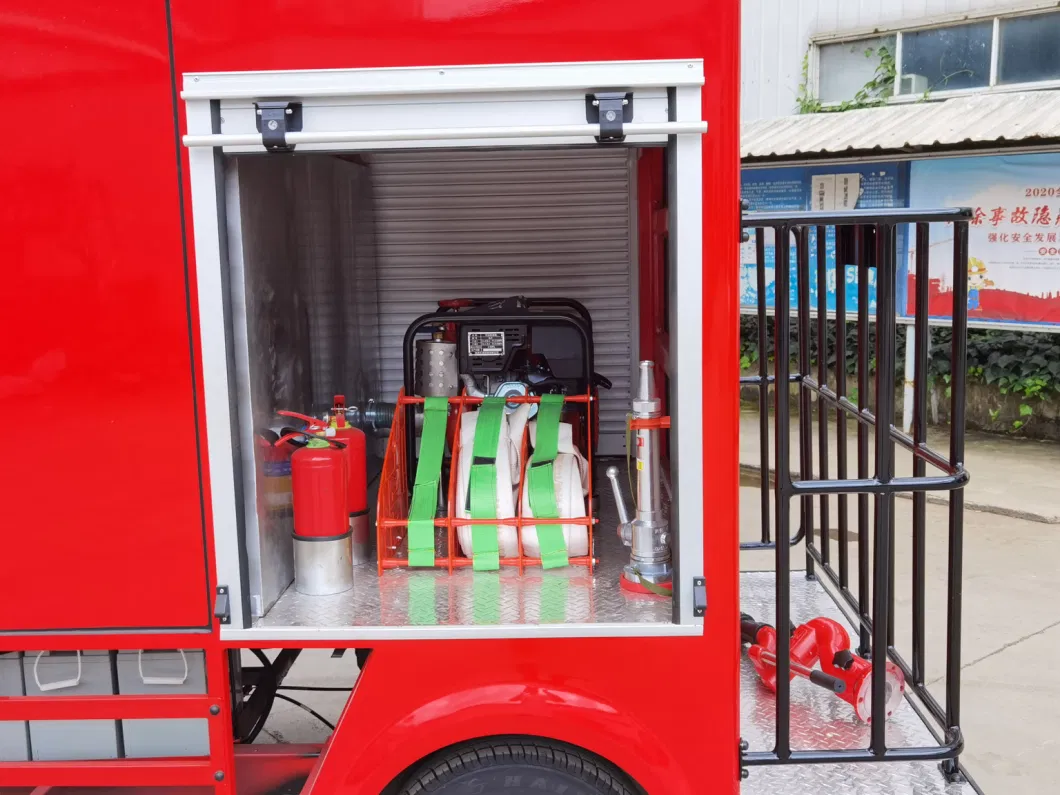 Water Tank Fire Fighting Truck Mini Fire Rescue Fighting Equipment Special Truck