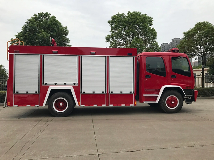 Japanese Brand 8 Tons Water Foam Water Fire Fighting Truck