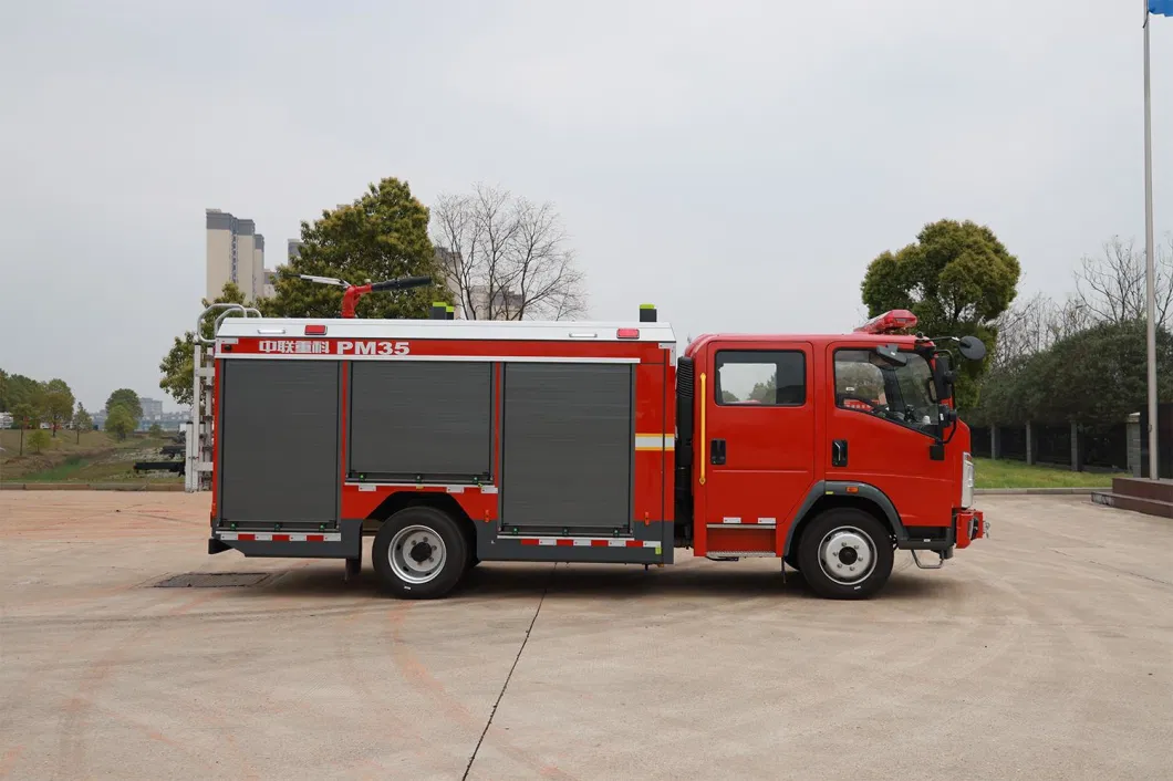 Fire-Fighting Machinery Sinotruk HOWO Pm35 Zoomlion Zlf5110gxfpm35 Foam Water Tank Fire Truck