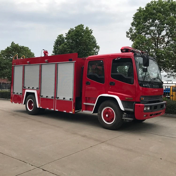 Japanese Brand 8 Tons Water Foam Water Fire Fighting Truck