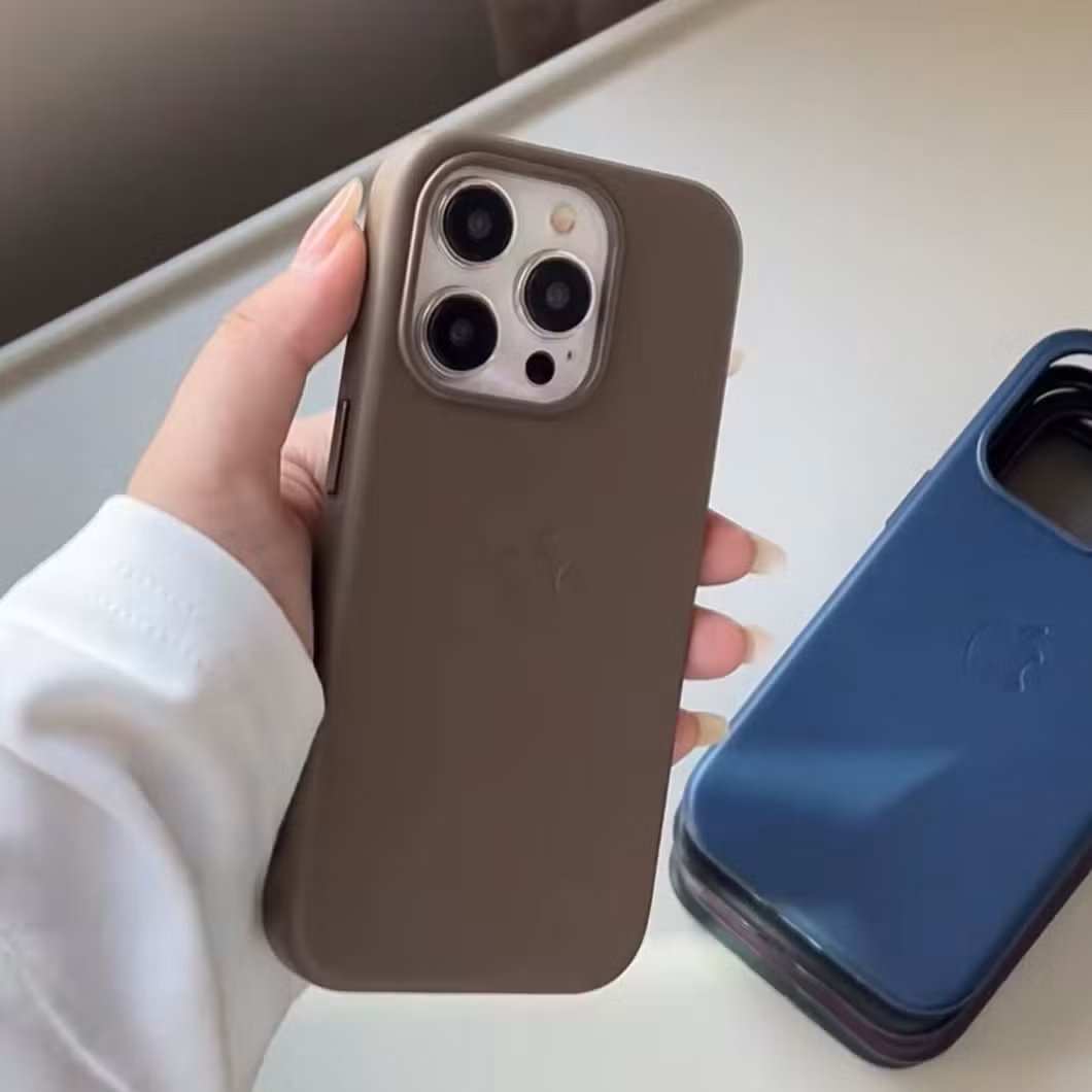 I Phone 15 PRO Max Plus Leather Phone Case with Magsafe Hot Sale Exquisite Fashion Cover Promotion Price 5 Colors