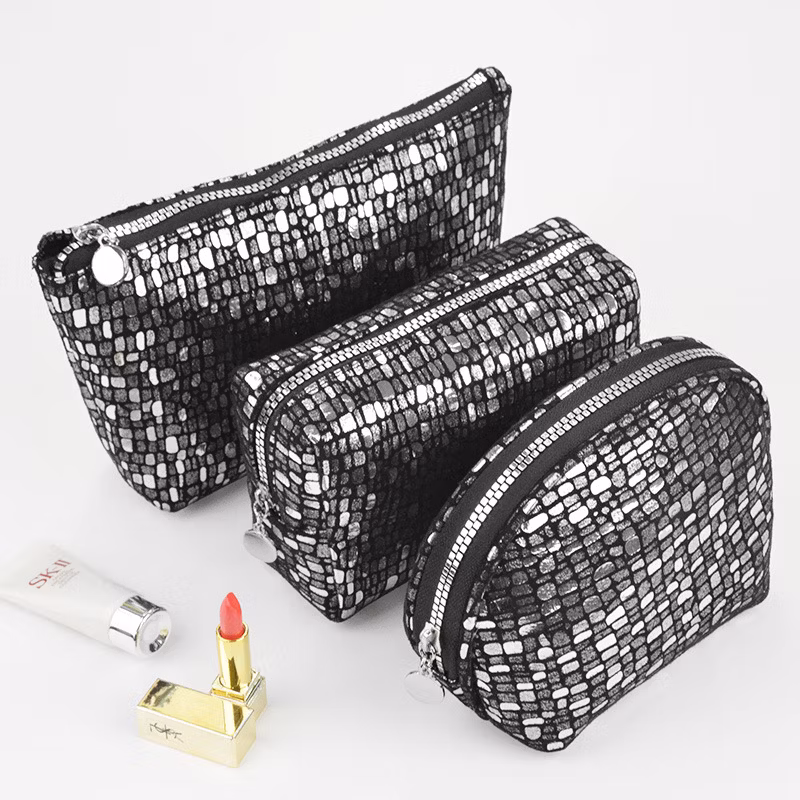 Custom Processing Simple Care Bag New Design Portable Storage Girls Toiletry Bag Makeup Bag Vegan Material Wash Bag