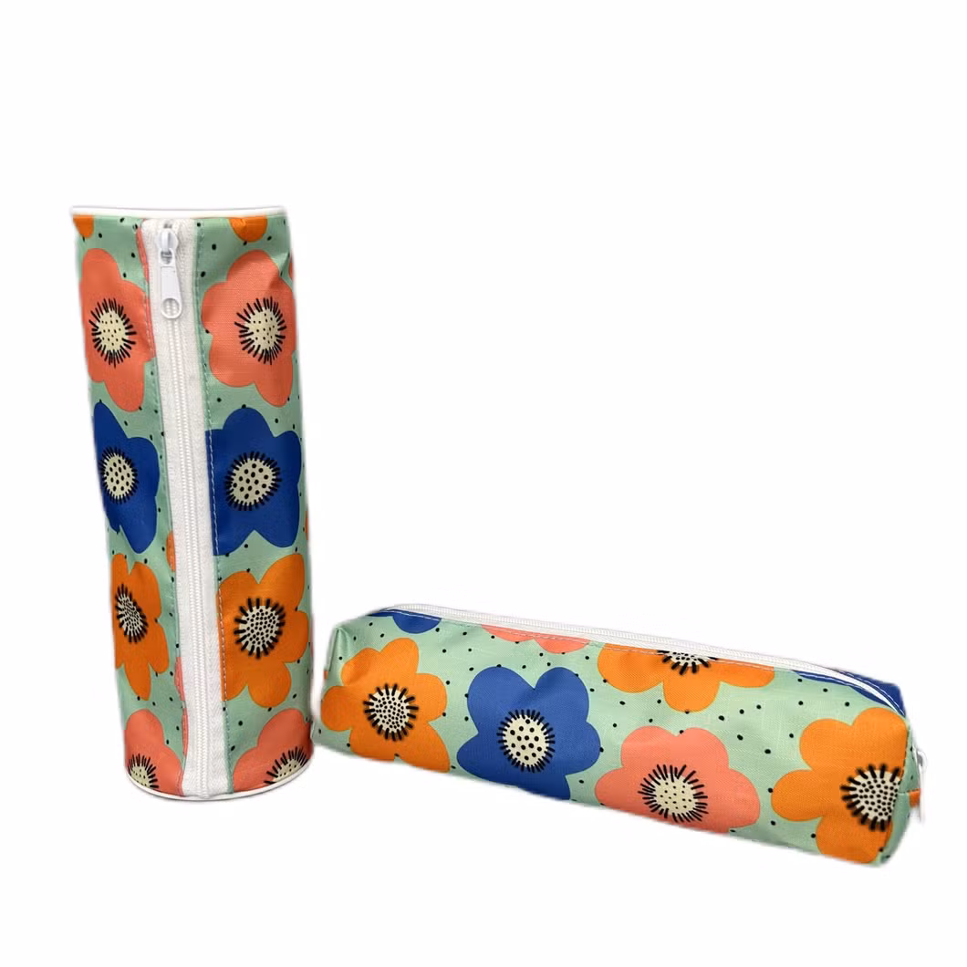 The Latest Lightweight and Easy to Carry Girls′ Polyester Flower Pencil Case