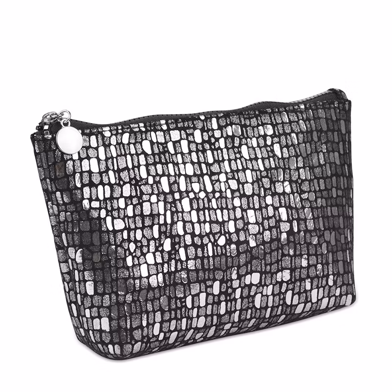 Custom Processing Simple Care Bag New Design Portable Storage Girls Toiletry Bag Makeup Bag Vegan Material Wash Bag