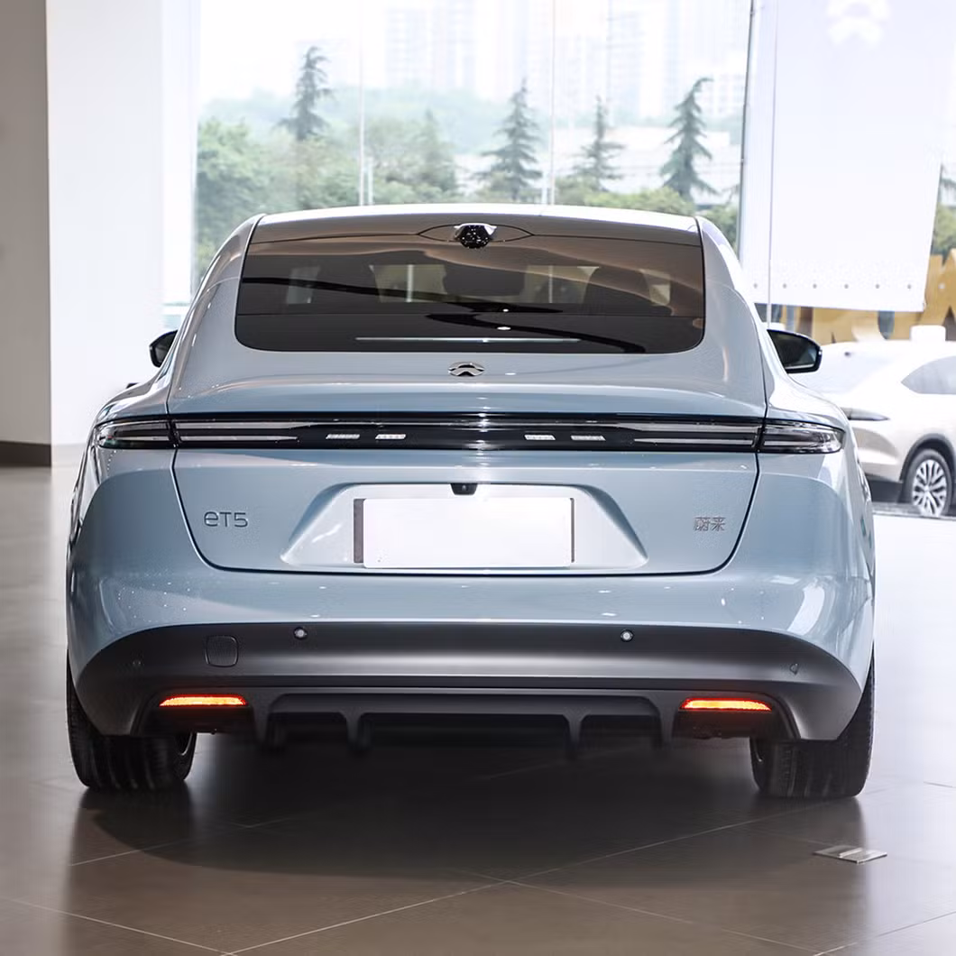 Left-Hand Drive, Hot Selling, Electric Car, Used Nio Et5, Wei Lai Et5, 5 Seats Intelligent Bev, 4WD, Awd, Medium Sedan Vehicle