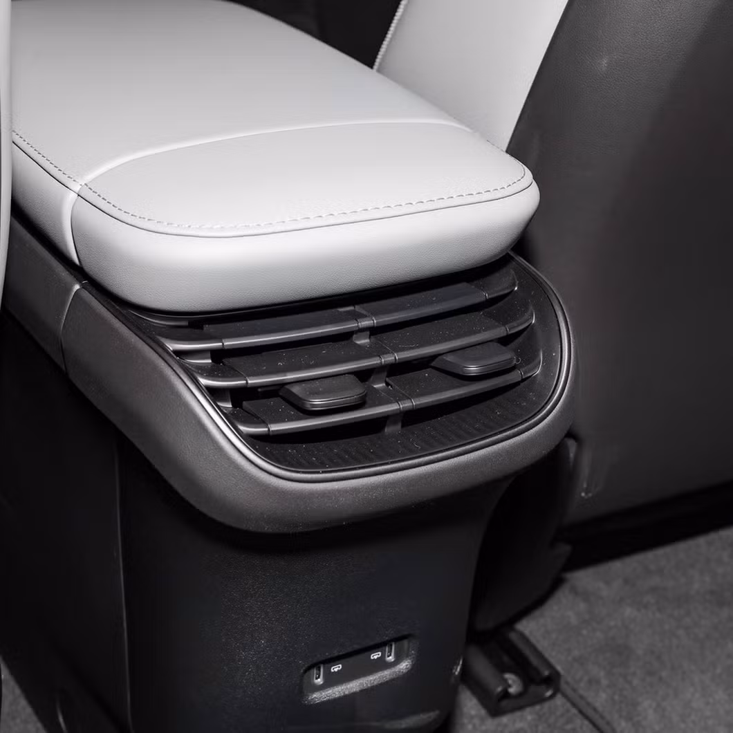 Left-Hand Drive, Hot Selling, Electric Car, Used Nio Et5, Wei Lai Et5, 5 Seats Intelligent Bev, 4WD, Awd, Medium Sedan Vehicle