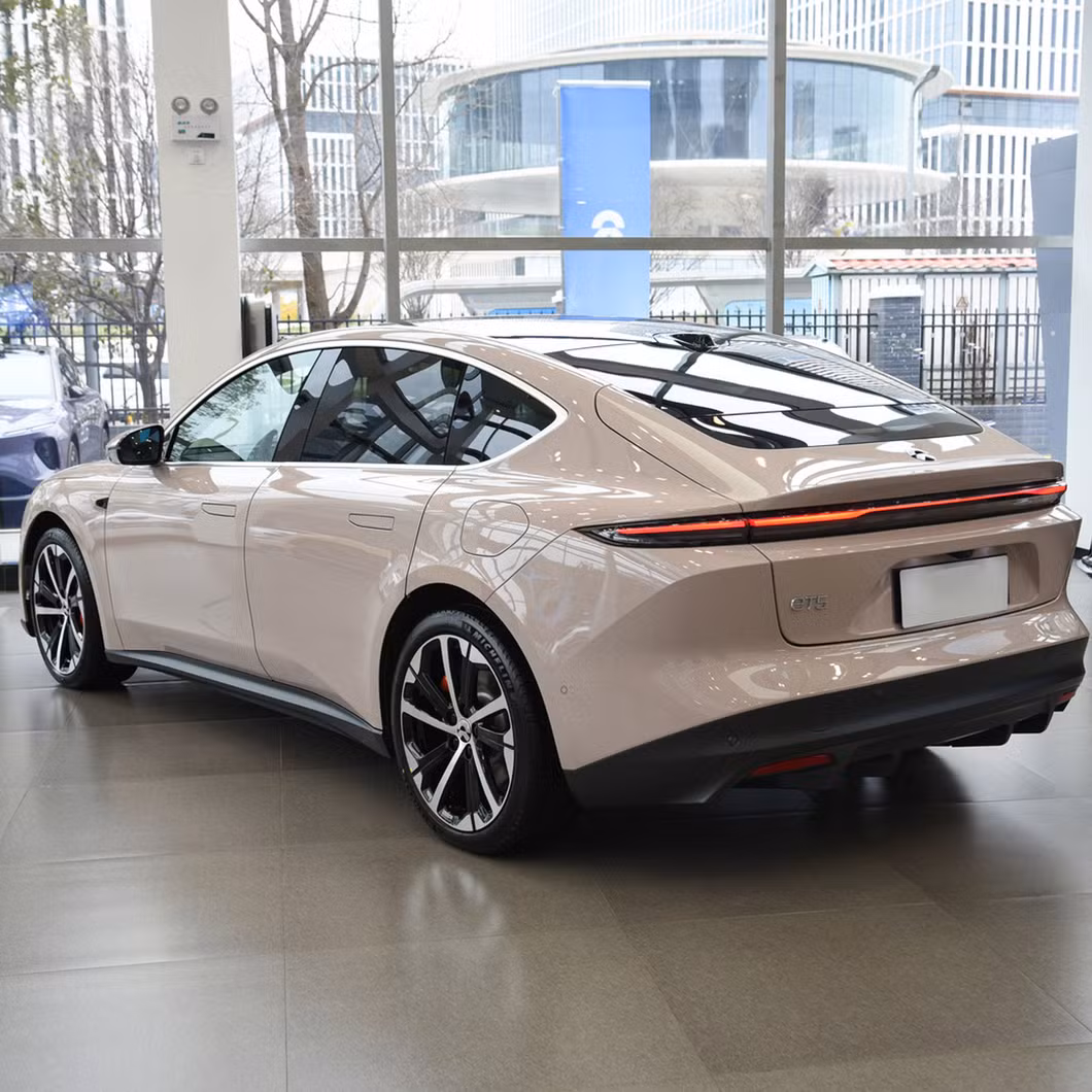 Left-Hand Drive, Hot Selling, Electric Car, Used Nio Et5, Wei Lai Et5, 5 Seats Intelligent Bev, 4WD, Awd, Medium Sedan Vehicle