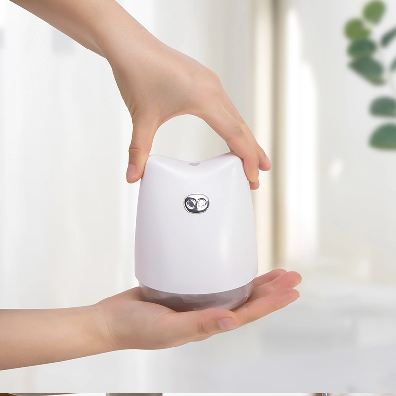 Topmate Mini USB Humidifier Cool Mist Ultrasonic Candle-Shape Air Humidifier Portable with Warm Night Light Auto Shut-off for Office Home and Car White