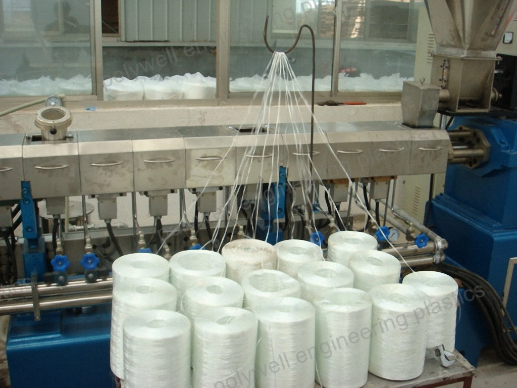 Professional High Quality Twin Screw Extruder Machine Which Used to Produce Granules