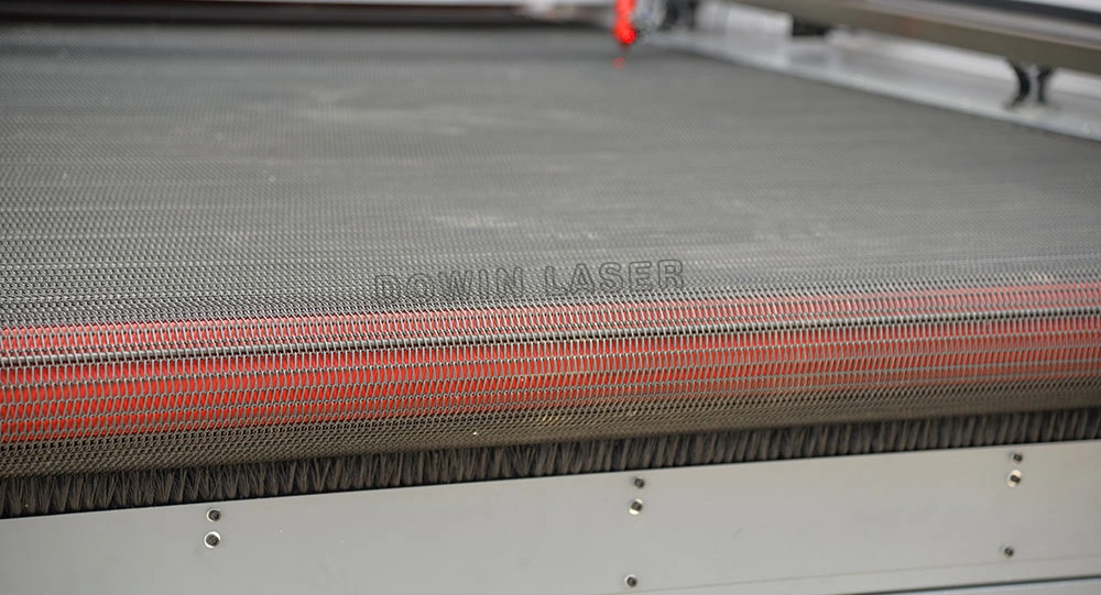 Garment Leather Fabric Cloth Laser Cutting Engraving Machine for Jeans and Shoes