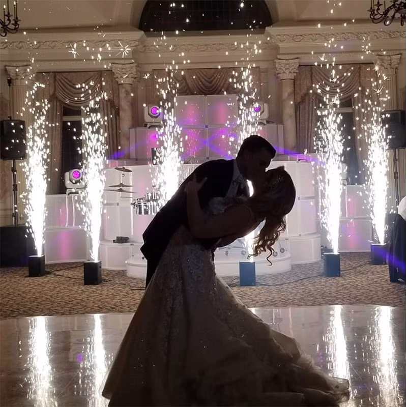 Professional Stage Effect Wedding Party Cold Spark Machine DMX512 Spark Fountain Machine Sparkles Fire Machine