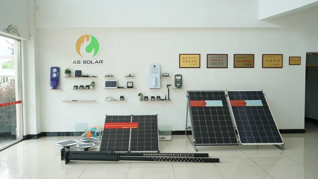 Half 144cells 640 650 660 670 680 690 700 Watt Monocrystalline Photovoltaic Solar Panels PV Solar Panel with CE Certificate