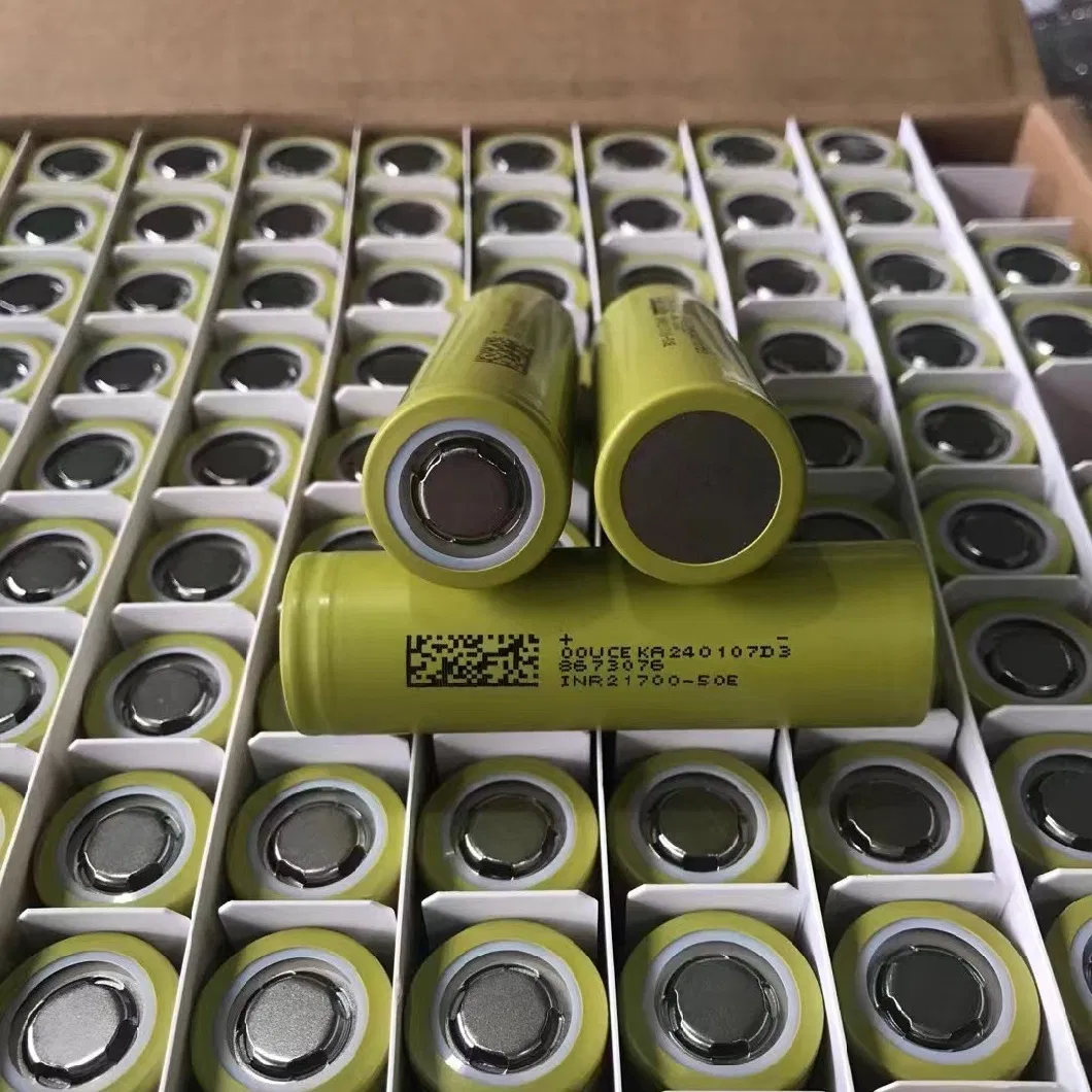 -40 to 60 Low Temperature Endurable Cylindrical Cells 5000mAh Lithium Ion Battery 21700 for Electric Scooter, Drone, Fpv, Uav