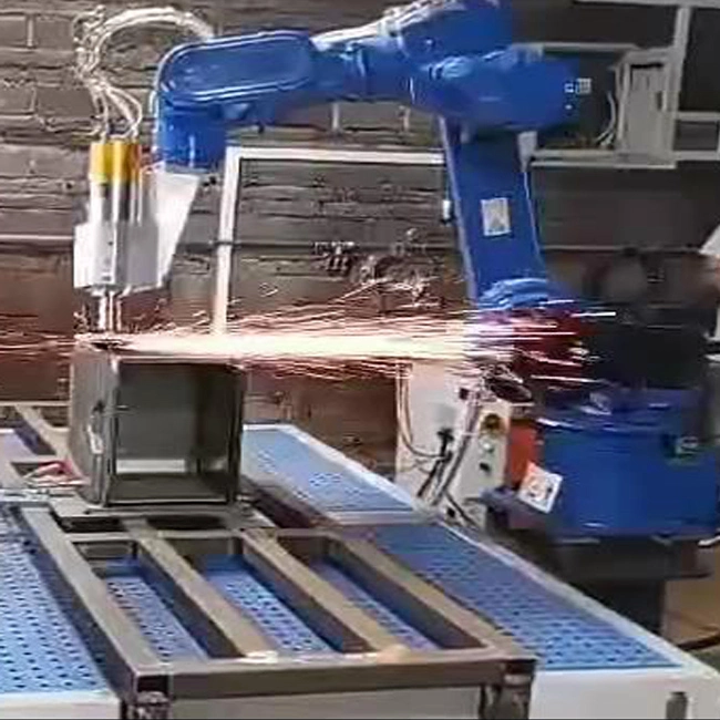 China High Quality Welding Robot Arm Similar Yasukawa Electric Motoman (400V for North America) Industrial Robot for Industrial Welding Robot Arm