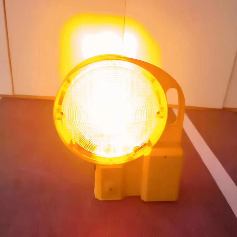 European Style Battery Power Warning Light for Roadway Construction