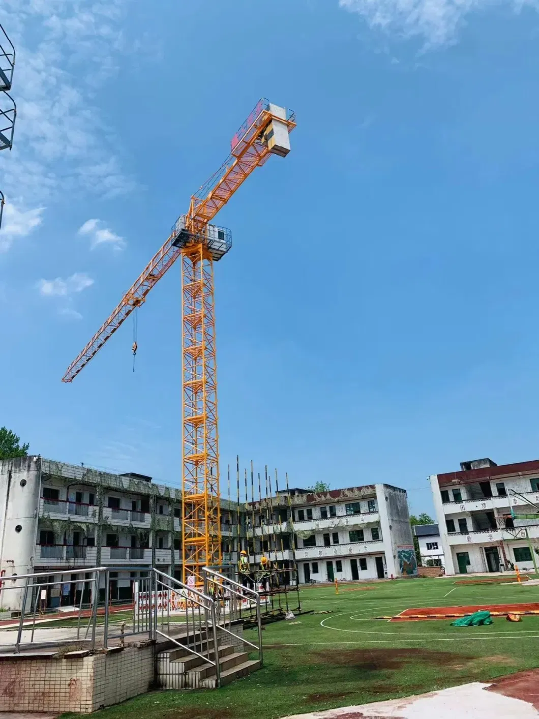 High Quality Chinese Brands Hot Selling Factory Low Price Second-Hand Flat Head 8 Ton Tower Crane