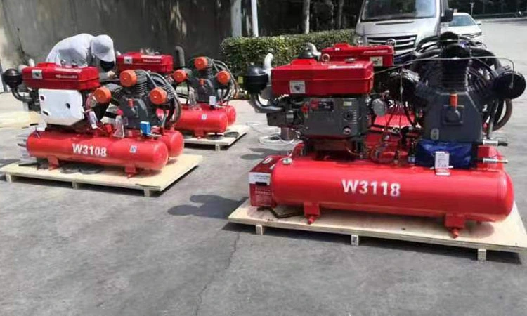 China Factory Cheap Price 7bar 3cylinder Small Portable Diesel Engine Piston Industrial Air Compressor with Jack Hammer for Mining