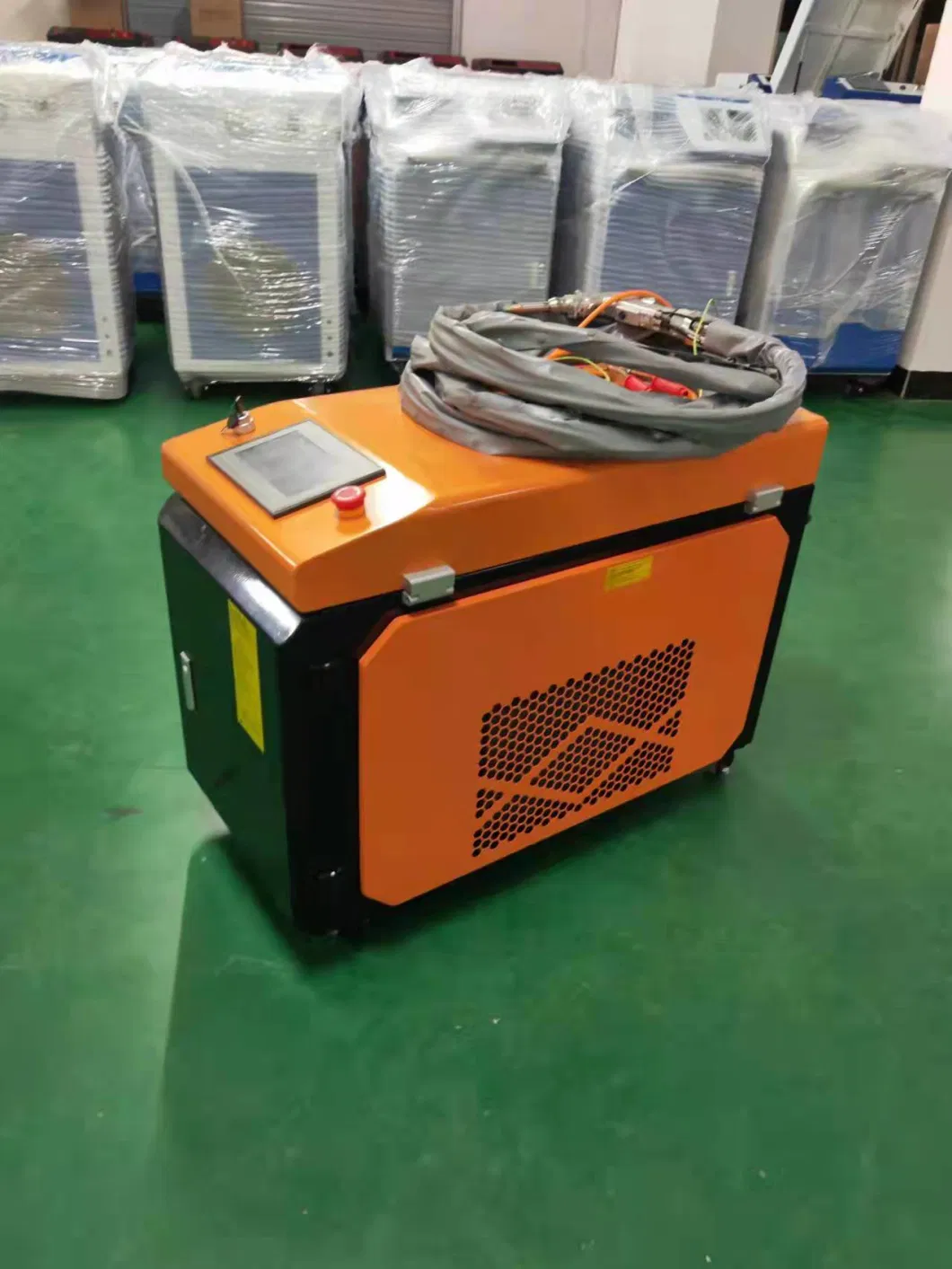 Fortune Laser 1000W 1500W 2000W 3000W Mini Handheld Laser Welder Max Laser Source Sup Head System Mobile 3 in 1 Fiber Laser Welding Cleaning Cutting Machine