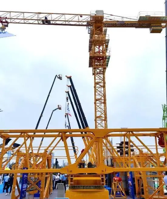 Factory Cheap Price Xgt700A-32s Used Second Hand Tower Crane