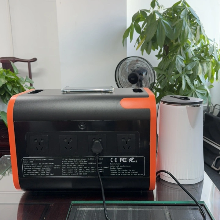 2200W LiFePO4 Battery Container Built-in Inverter and Solar Controller Portable Power Station