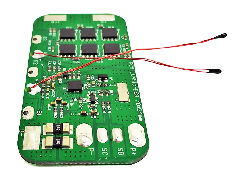 3s 4s 15A BMS for 14.4V 14.8V Li-ion/Lithium/Li-Polymer 12V 12.8V LiFePO4 Battery Pack with Smbus Protocol and Ntc (PCM-L04S15-E58)