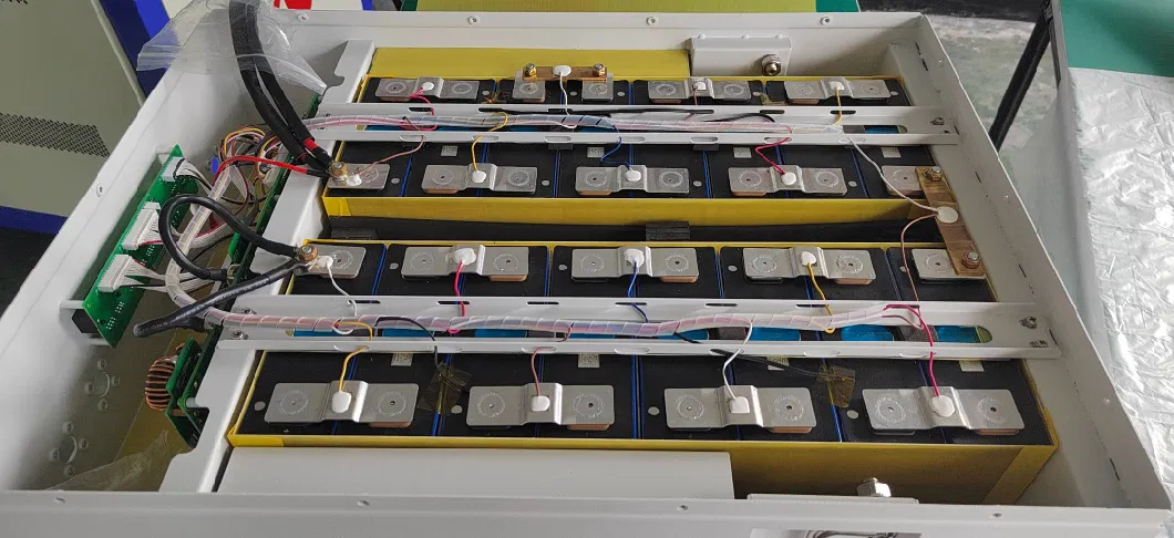 Ttn Lithium Ion Battery Cell 5000watt with Intelligent BMS and MPPT Solar Chargr Controller