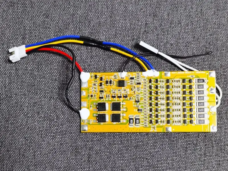 8s 8A PCM BMS for 28.8V 29.6V Li-ion/Lithium/Li-Polymer 24V 25.6V Battery Pack with Hdq or I2c Communication Protocol (PCM-L08S08-953)