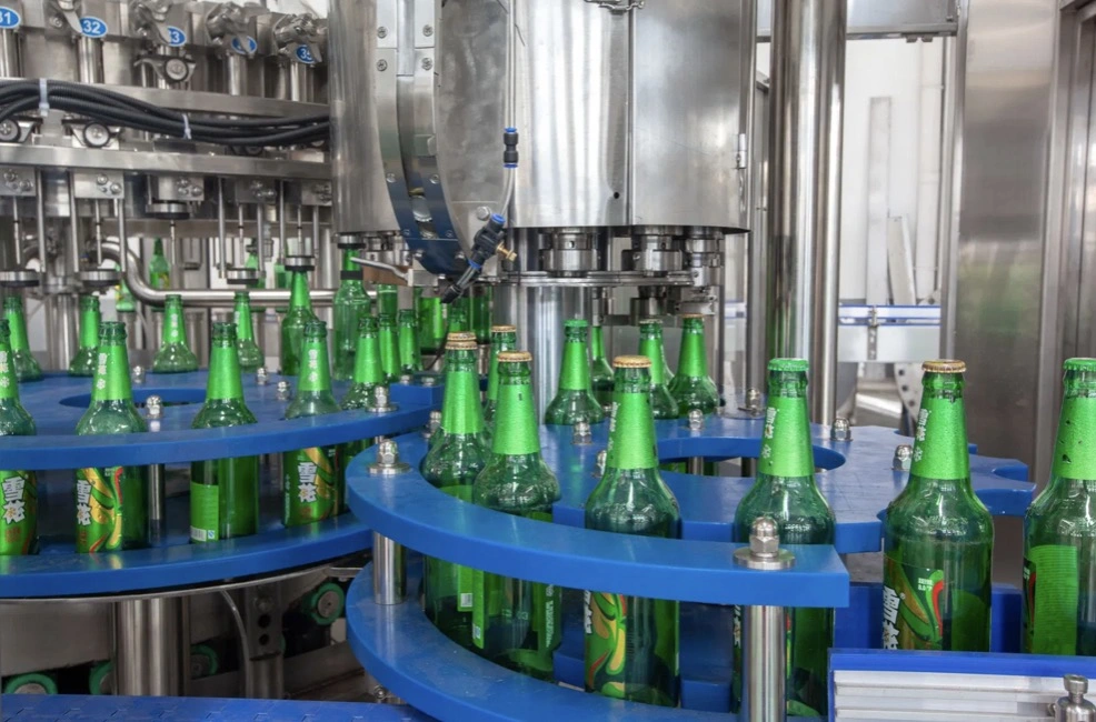 Complete Pet Bottle/Glass Bottle/Soda/Spirit/Mineral/Carbonated Drink Beer Energy Sparkling Soft Drink Rinsing Filling Labeling Production Packing Plant