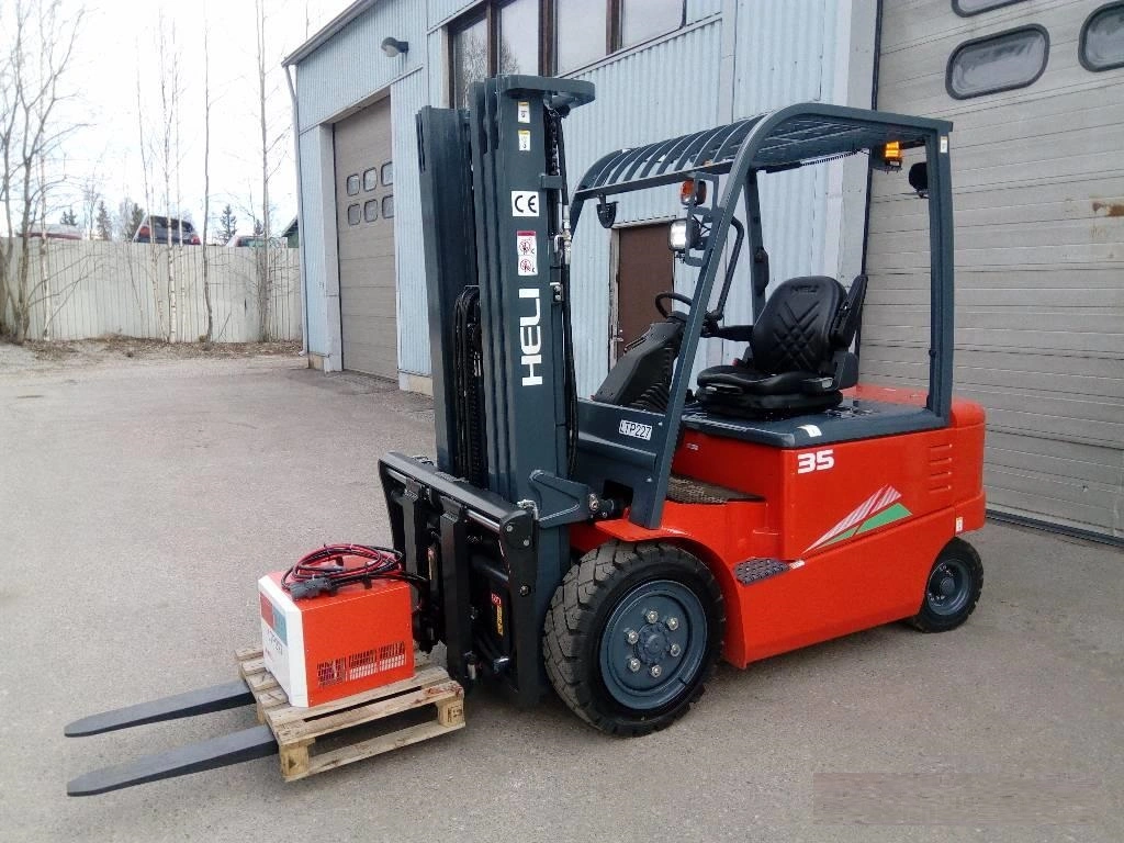 China Best Quality Cpd35 3.5 Ton Electric Forklift with Battery Charger