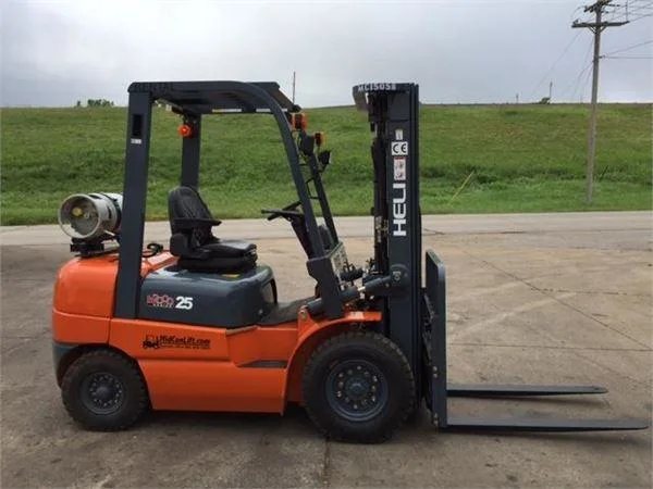 China Best Quality Cpd35 3.5 Ton Electric Forklift with Battery Charger