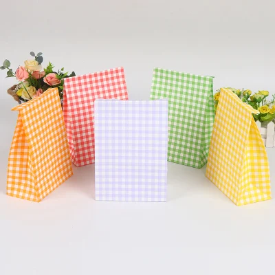 Fashion Simple Color Plaid Candy Packaging Reusable Art Sublimation Kraft Merchandising Paper Gifts Bags