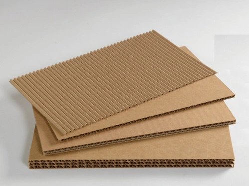 Recycled Brown Corrugated Kraft Paper Gift Box with Plastic Handle