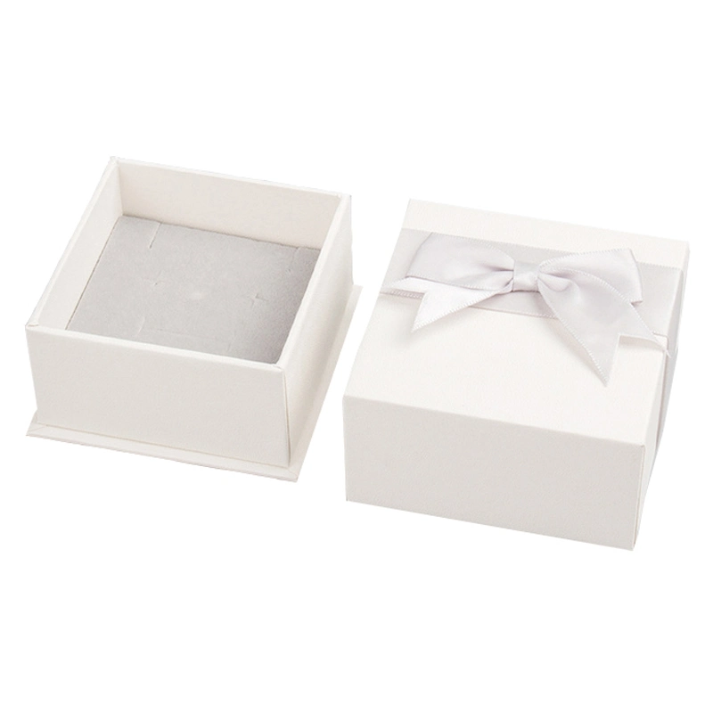 Custom Rigid Cardboard Jewelry Paper Christmas Packaging Gift Box with Ribbon Foam Insert