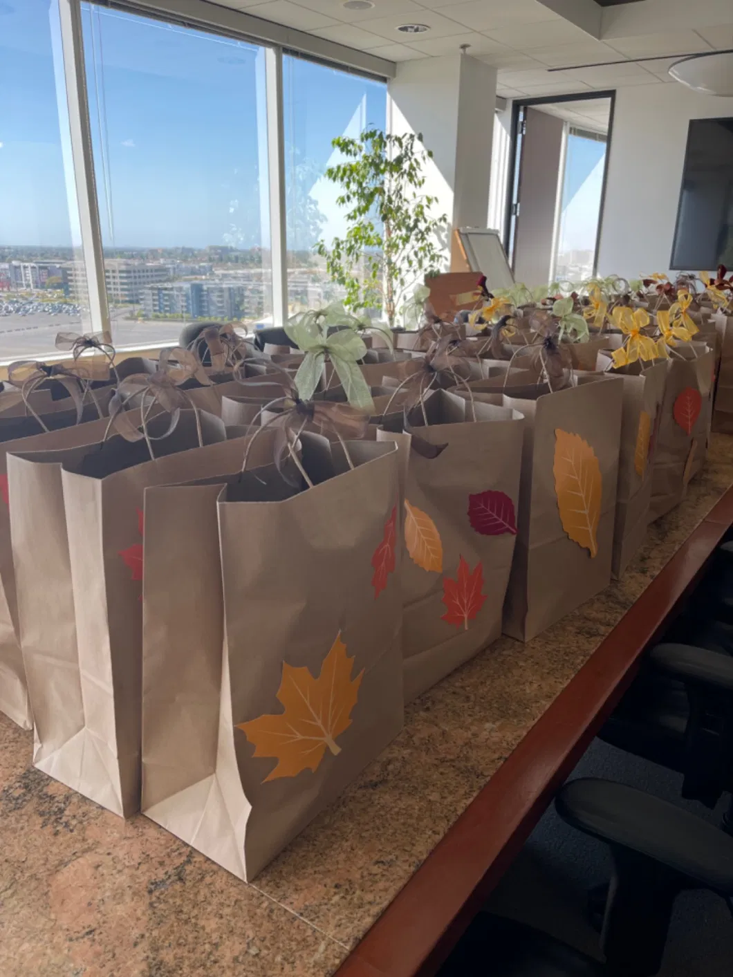 120g Recycled Brown Kraft Paper Gift Bags with Handles for Shopping, Retail, Merchandise (13&quot;L X 7&quot;W X 17&quot;H)