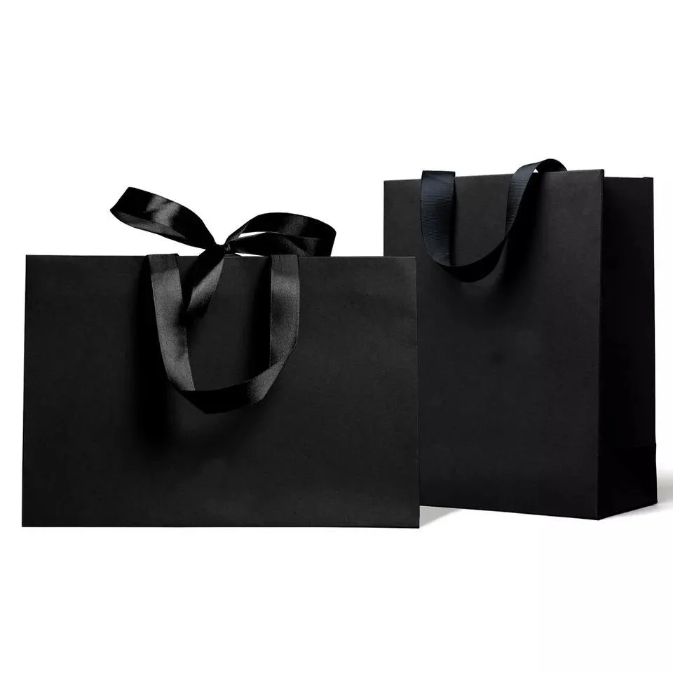 Custom Your Logo Printed Luxury Plain Black Paper Gift Bags Wholesale