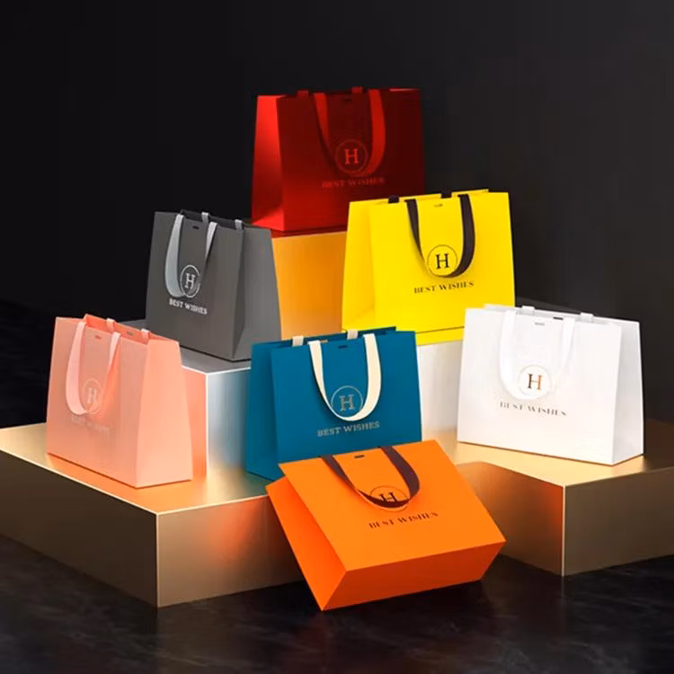 Custom Logo Clothes Shoes Underwear Printing White Kraft Tote Coffee Paper Bag Storage Luxury Black Card Recycled Hand Shopping Paper Small Gift Packing Bags
