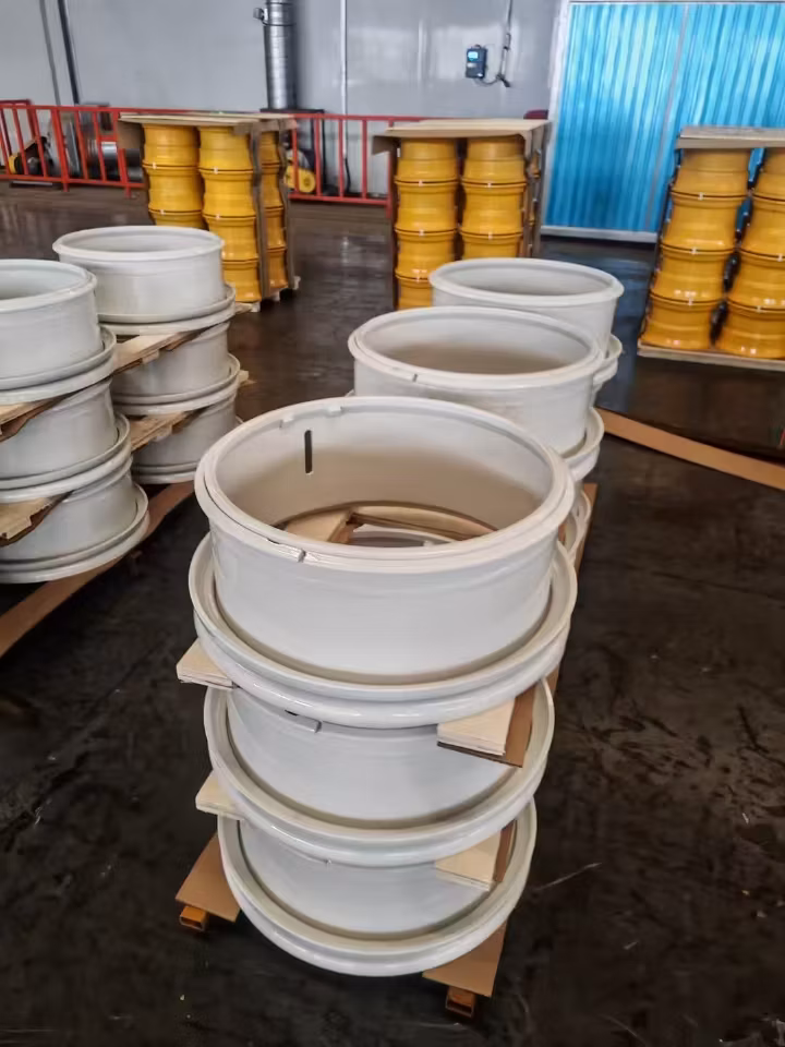 OTR Steel Wheel 20-7.5/1.7 Tubeless Tyre for Wheel Loader and Excavator OTR Steel Wheels Manufacture Customized Steel OTR Tyre Wheels 25-17.00/1.7