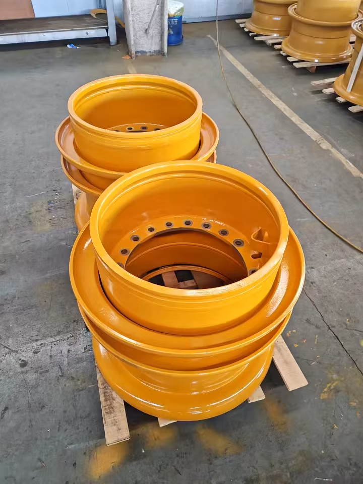 OTR Steel Wheel 20-7.5/1.7 Tubeless Tyre for Wheel Loader and Excavator OTR Steel Wheels Manufacture Customized Steel OTR Tyre Wheels 25-17.00/1.7