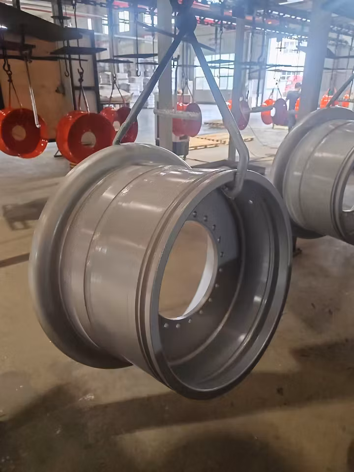 OTR Steel Wheel 20-7.5/1.7 Tubeless Tyre for Wheel Loader and Excavator OTR Steel Wheels Manufacture Customized Steel OTR Tyre Wheels 25-17.00/1.7