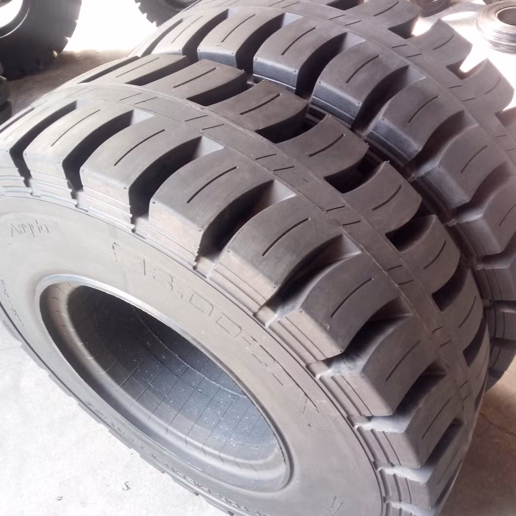 Anygo Brand 13.00-20 Xz06 Solid Tyres, Pneumatic Solid Tyre, Solid Resilient Wheels for Forklift and Material Handling Equipment