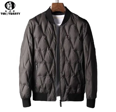 Wholesale Winter Light Windproof Stand Collar Man Jackets Zipper Embossed Design Quilted Puffer Men′s Warm Jacket